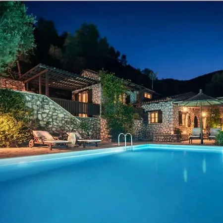 Arriva Villa Sivota (Lefkada)